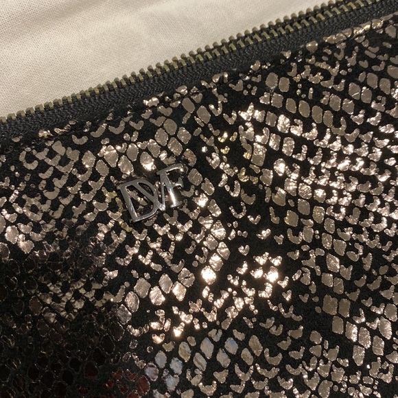 Diane von Furstenberg Leather Wristlet Clutch DVF - Picture 2 of 9